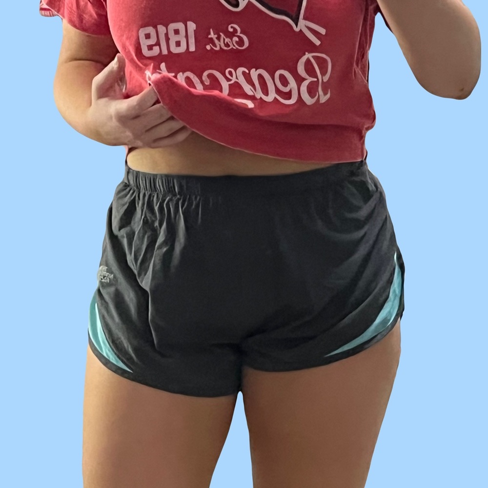 North Face athletic running shorts with back pocket